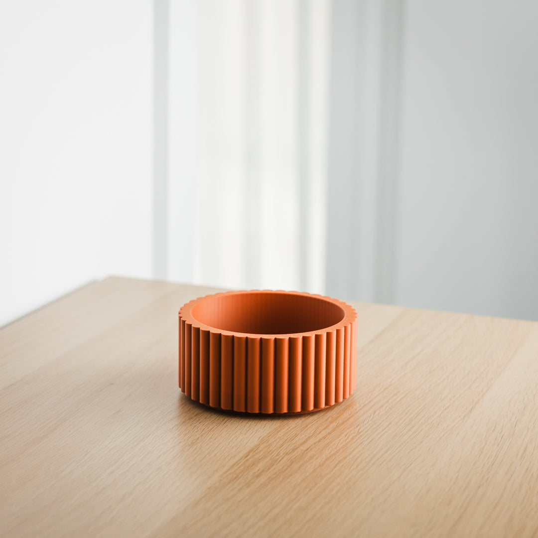 Lira Planter