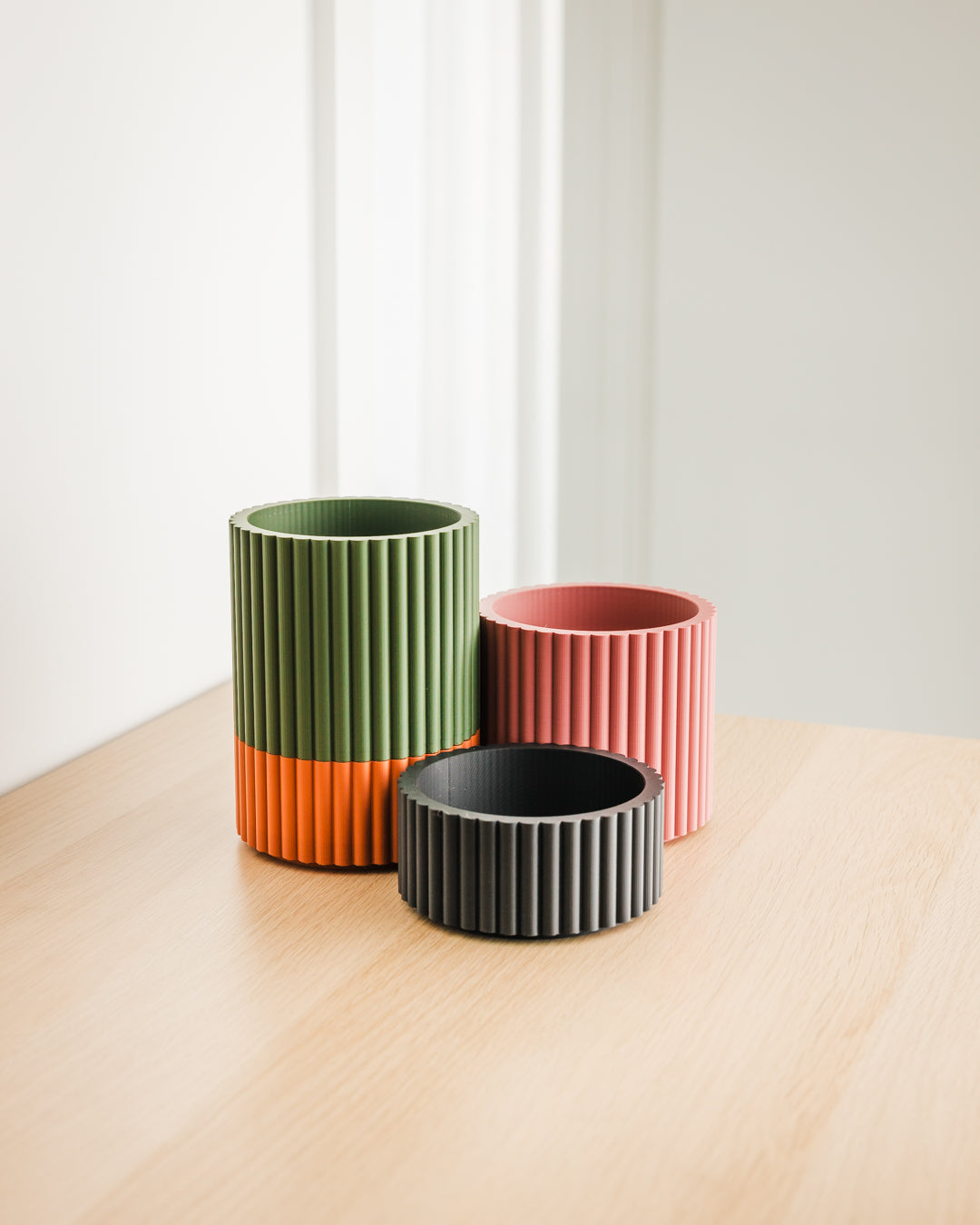 Lira Planter